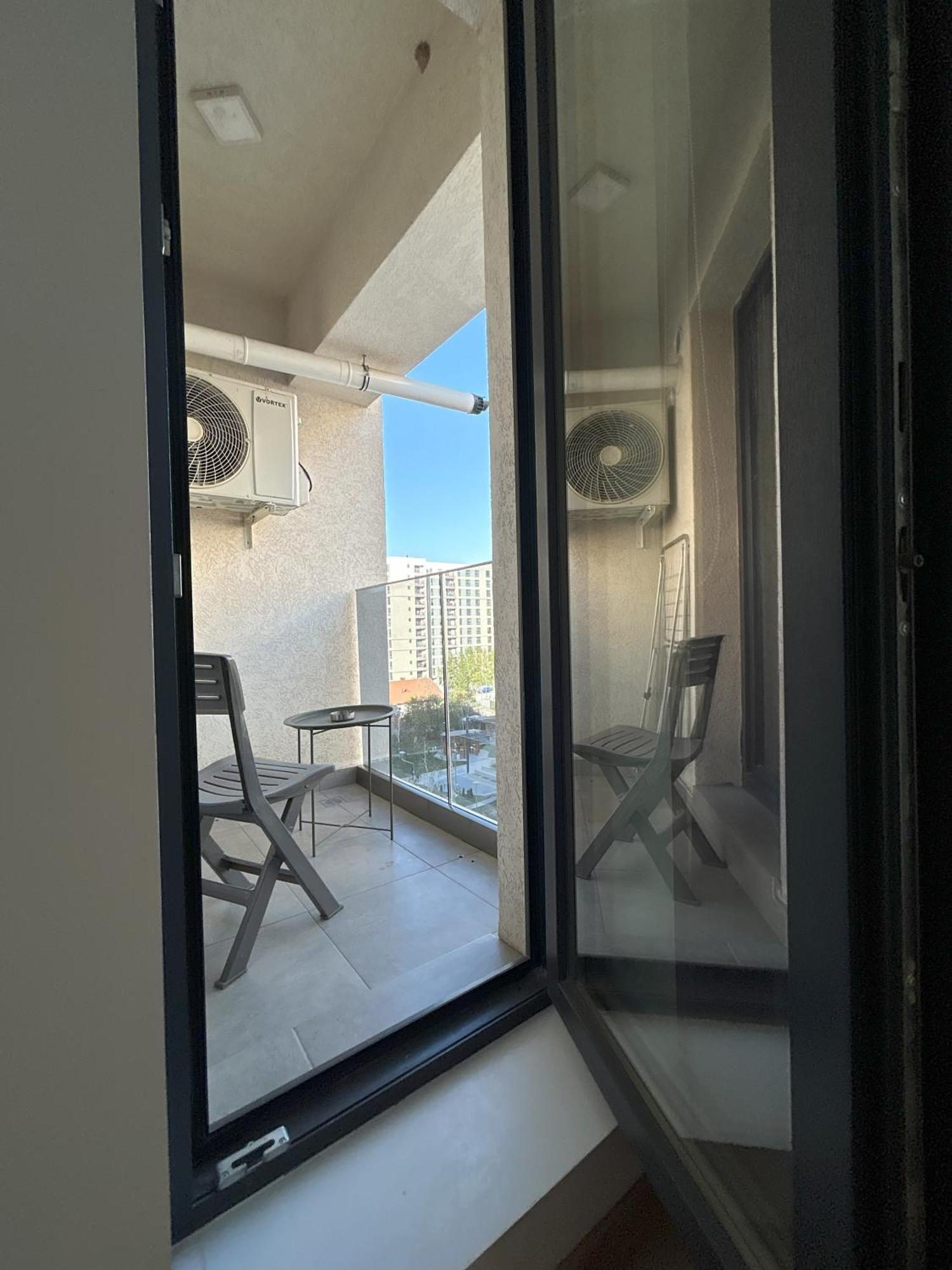 Urban Retreat With Balcony At Exigent Plaza - 06 Apartment Bucureşti Exterior foto