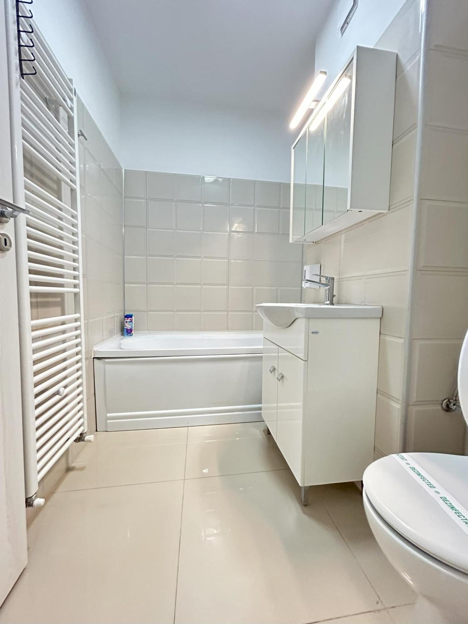 Urban Retreat With Balcony At Exigent Plaza - 06 Apartment Bucureşti Exterior foto